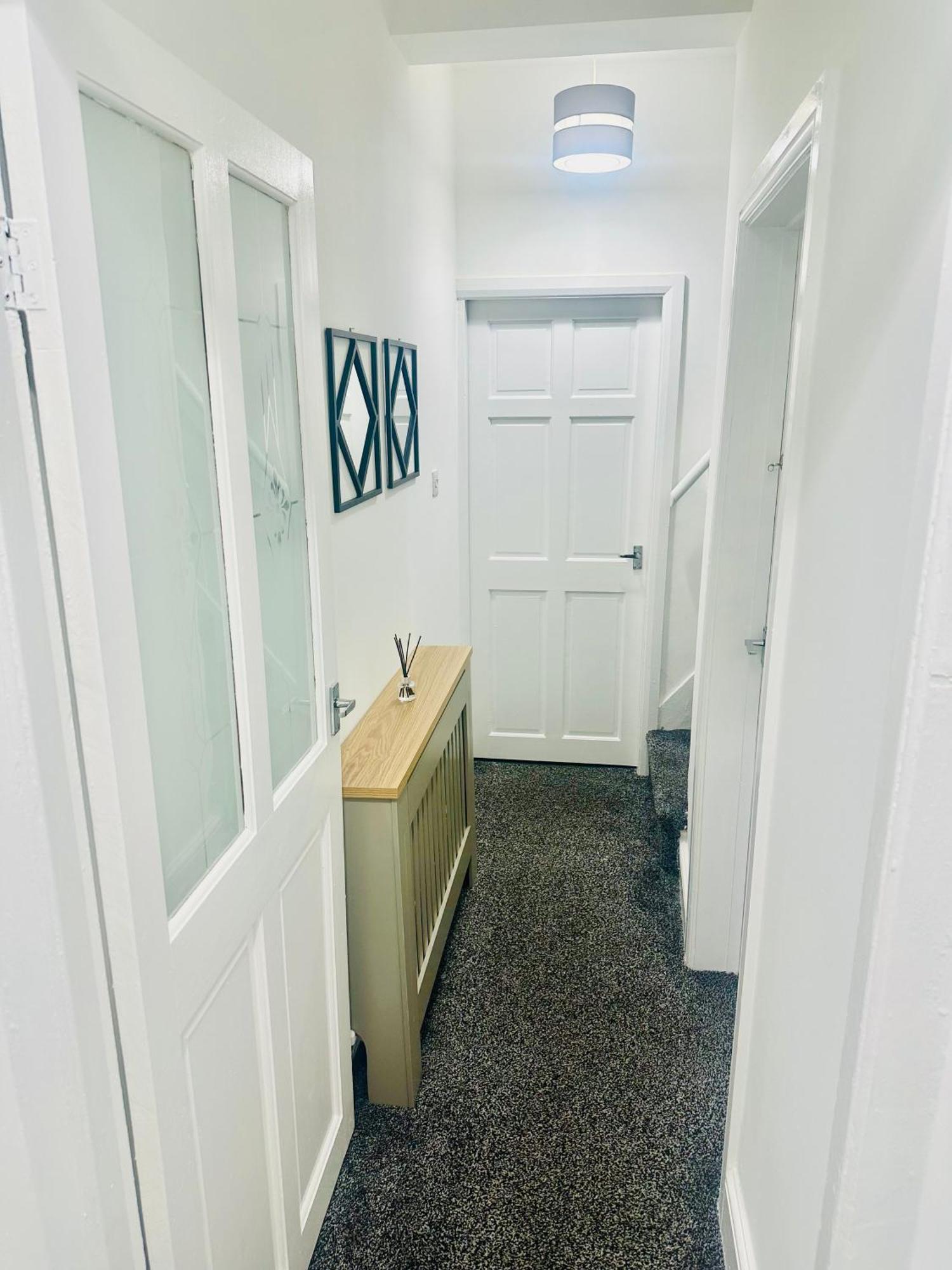 Gifford St Retreat 3Br Entire Home Мидлсбро Экстерьер фото